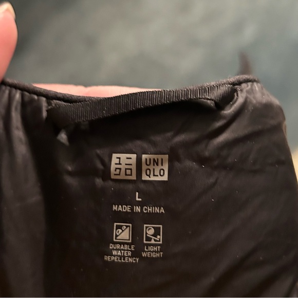 COPY - UNIGLO PUFFER VEST - Picture 5 of 5